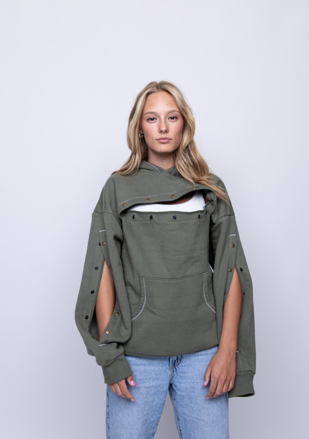 Forest HUG Hoodie: IV & Port Accessible 450 GSM Hoodie