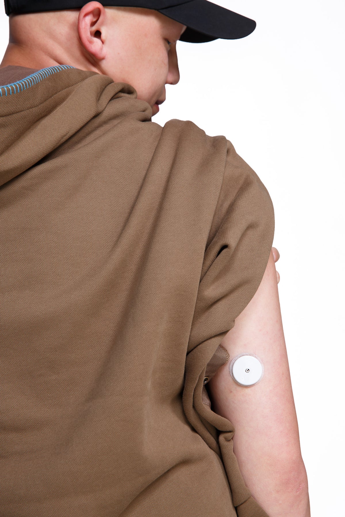 Mocha HUG Hoodie: IV Hoodie